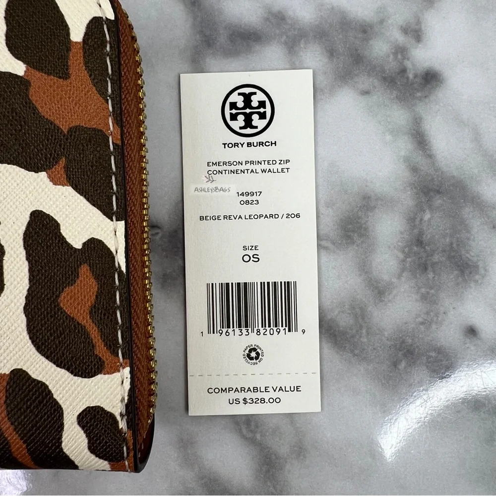 Tory Burch Emerson Printed Zip Continental Wallet Wristlet In Leopard Print